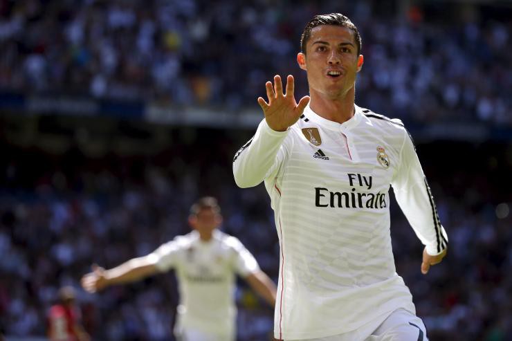 Những kỷ lục khó xô đổ của Cristiano Ronaldo