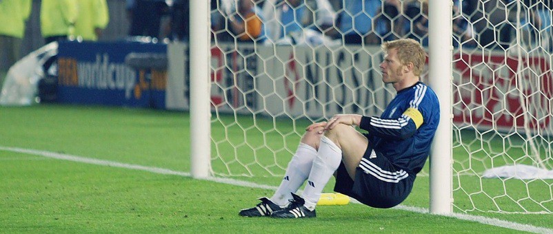 Oliver Kahn: Độc bước dưới ánh hoàng hôn