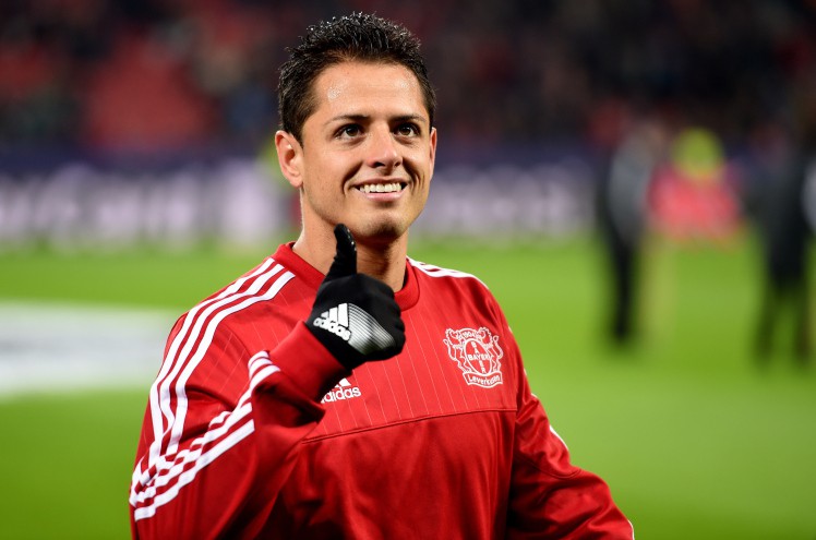 Rời M.U, Chicharito nhận giải “sòn sòn”
