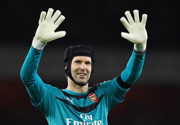 Stoke 0-0 Arsenal: Cech đưa Pháo thủ trở lại ngôi đầu