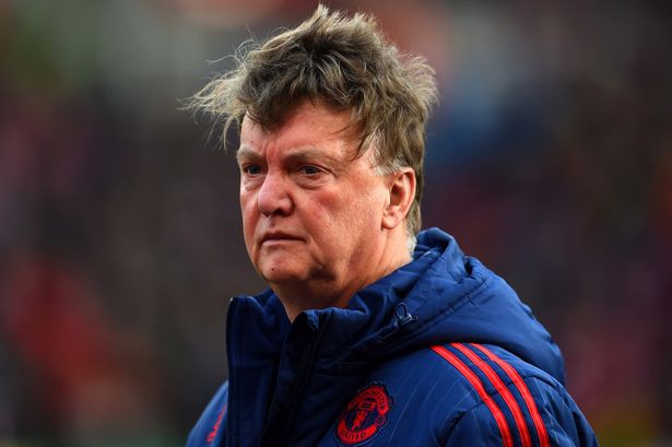 Van Gaal chê cầu thủ Man Utd quá ẻo lả