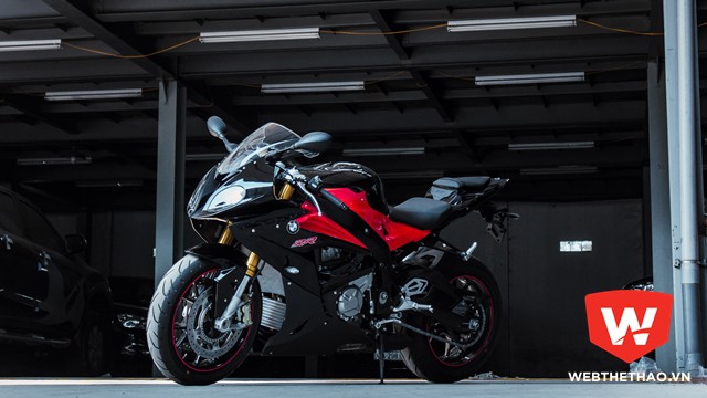 BMW S1000RR 2016 tại Việt Nam: Tinh hoa đường đua xuống phố