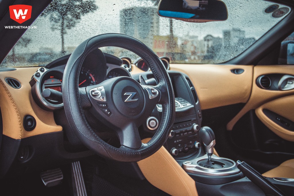 Nissan 370Z v&agrave; Audi TT