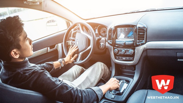 "Giắt túi" 10 kinh nghiệm lái xe an toàn ngày Tết