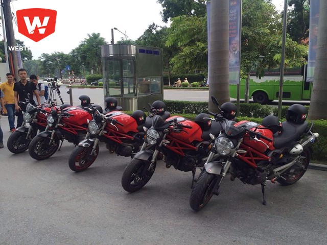 Moto rước d&acirc;u
