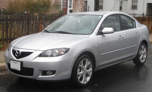 Lỗi ghế lái, Mazda triệu hồi gần 175.000 xe