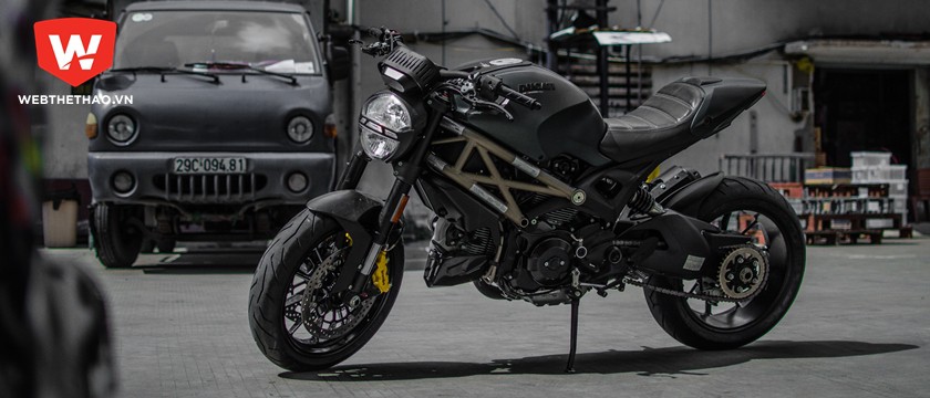 Cận cảnh "hàng độc" Ducati Monster Diesel Editon tại Hà Nội