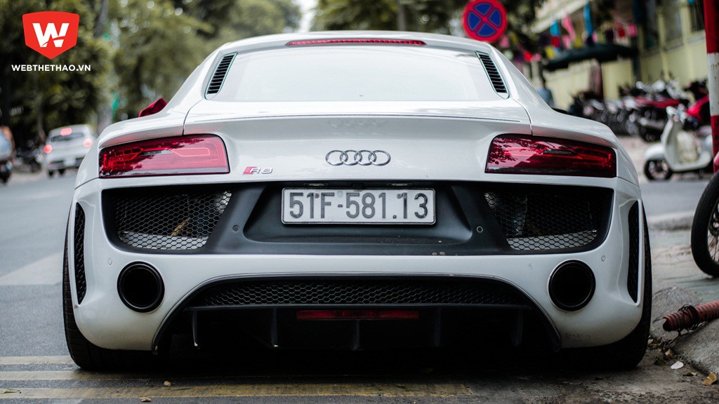 audi-r8-do-ha-noi audi-r8-do-ha-noi