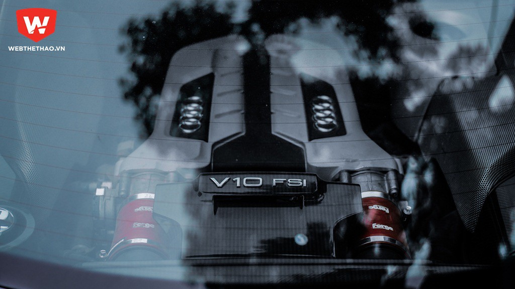 audi-r8-do-ha-noi audi-r8-do-ha-noi