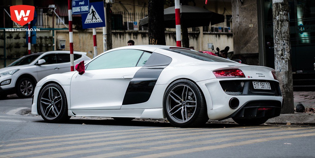 audi-r8-do-ha-noi audi-r8-do-ha-noi