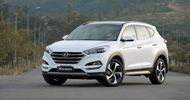 Hyundai Tucson 2017 lắp ráp trong nước chốt giá từ 815 triệu đồng