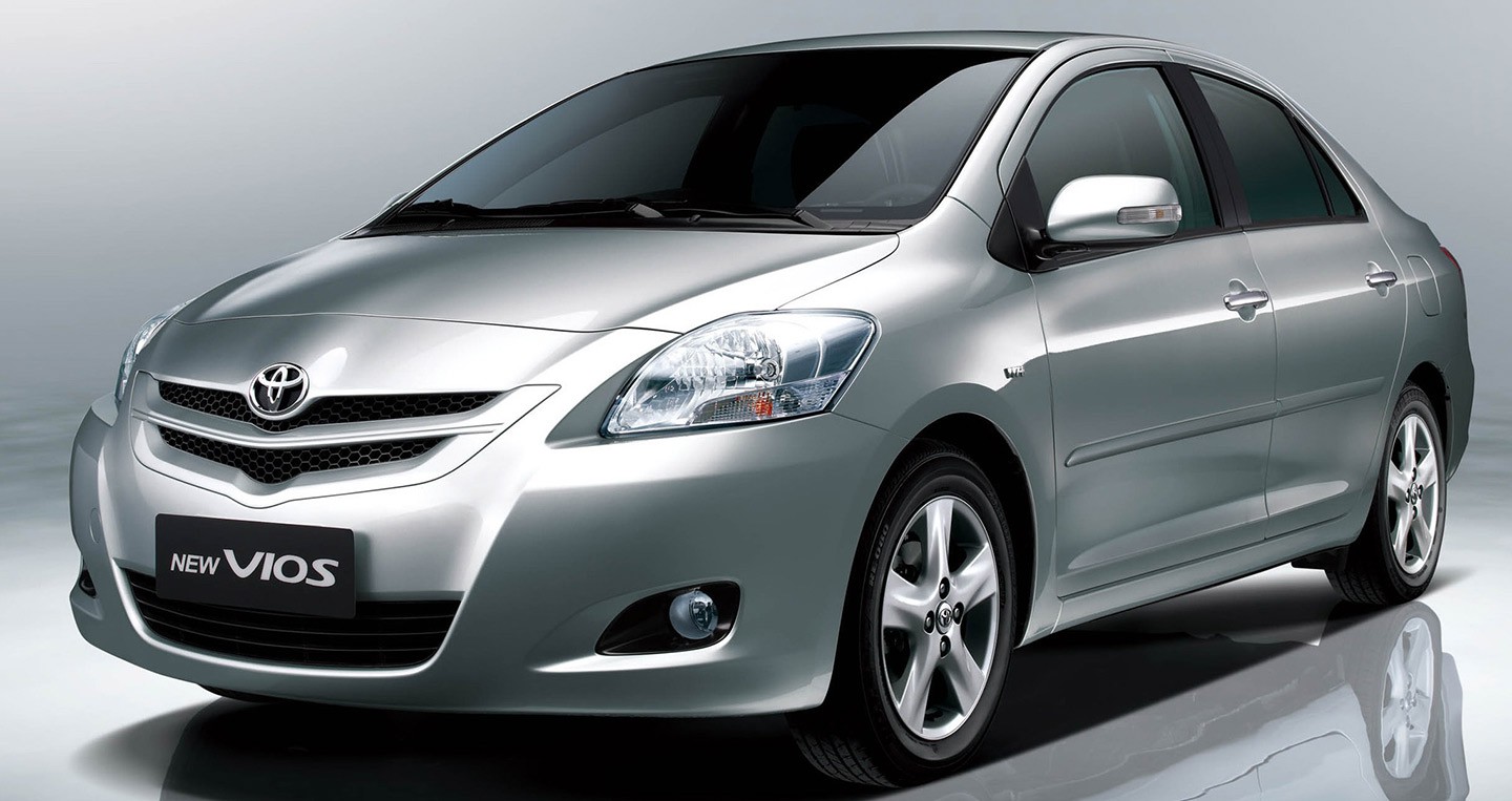 Toyota Việt Nam triệu hồi 20.000 xe Yaris và Vios do lỗi túi khí