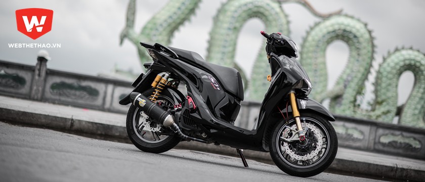 Honda SH độ khủng lầm lỳ hơn trong sắc đen bóng