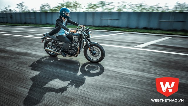 Triumph Street Twin 900 ABS