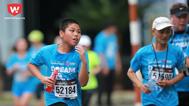 Tại sao trẻ em dưới 15 tuổi không nên chạy cự ly dài 10 km?