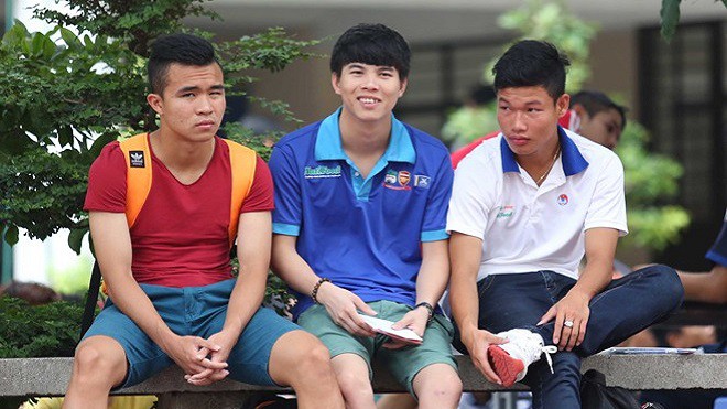 Tin thể thao Việt Nam mới nhất ngày 31/3: Tiền vệ cánh xuất sắc cùng lứa Công Phượng có thể trở lại sân cỏ?