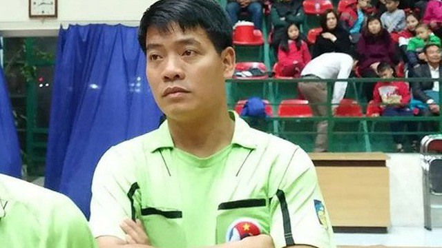 Sự ra đi của trợ lý Dương Ngọc Tân là bài học lớn cho những người đang quản lý và thi đấu bóng đá ở Việt Nam. Sự ra đi của trợ lý Dương Ngọc Tân là bài học lớn cho những người đang quản lý và thi đấu bóng đá ở Việt Nam.