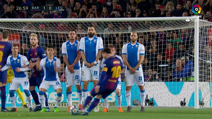 Hình ảnh: Messi ghi bàn bằng sút phạt trước Leganes