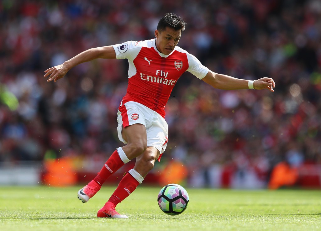 Arsenal c&oacute; khả năng phải b&aacute;n Sanchez