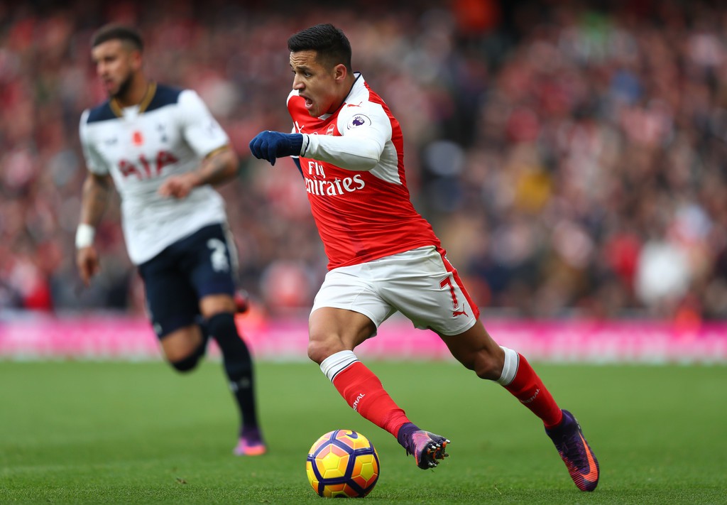 Arsenal chuyển đổi Sanchez từ tiền vệ tấn c&ocirc;ng th&agrave;nh ''số 9''