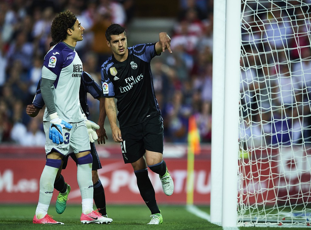 Chơi &iacute;t hơn nhưng Morata ghi nhiều b&agrave;n hơn Benzema