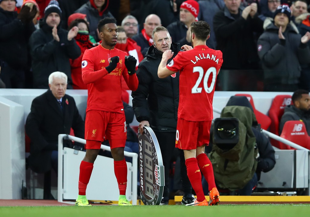 Trung phong thực thụ Sturridge c&oacute; qu&aacute; &iacute;t cơ hội tr&ecirc;n s&acirc;n