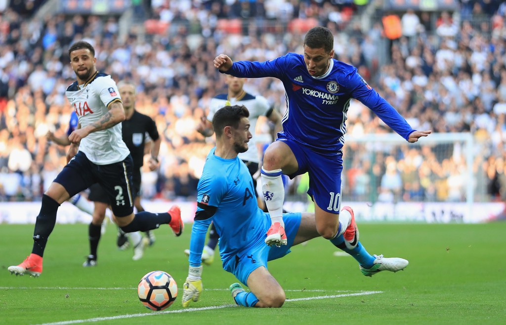 Tottenham kh&ocirc;ng c&ograve;n khả năng đuổi kịp Chelsea