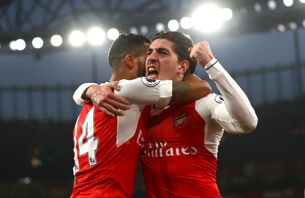Bellerin đang l&agrave; hậu vệ c&aacute;nh phải h&agrave;ng đầu tại Premier League