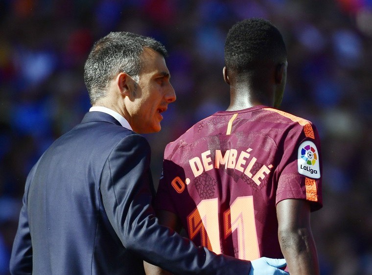 Barca mua cầu thủ nào thay hợp đồng kỷ lục Dembele nghỉ 4 tháng?