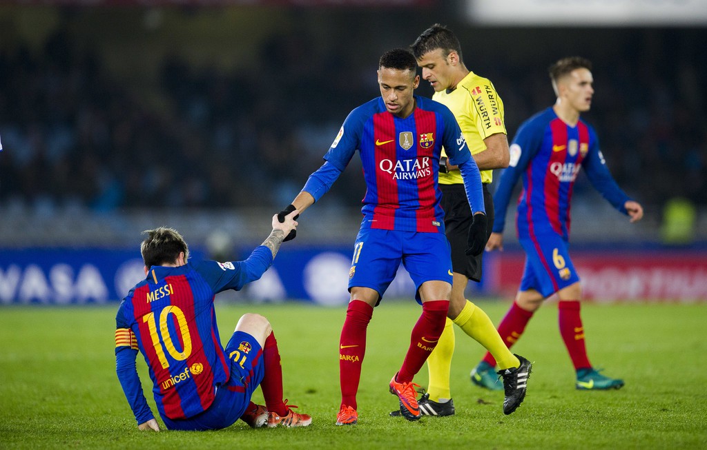 Barcelona chạy... thụt lùi vì băng ghế dự bị