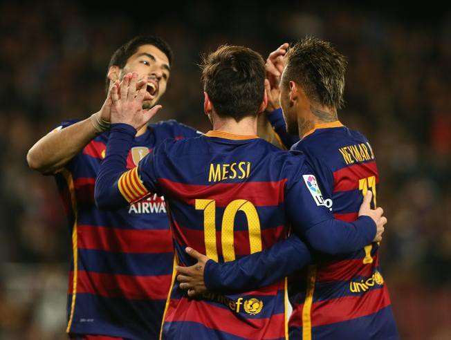 Barcelona - sống chết ở cả MSN