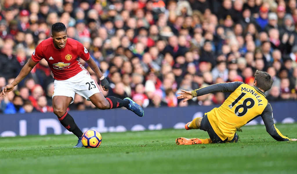 Man Utd và Arsenal khốn đốn vì chấn thương nhất, Chelsea hưởng lợi