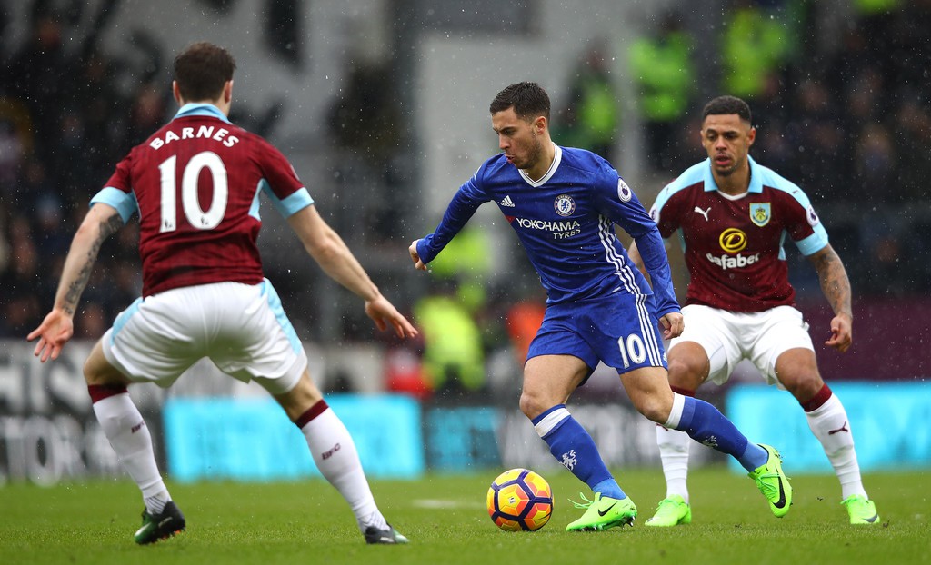 Chelsea tê liệt vì… truyền cảm hứng cho đối phương
