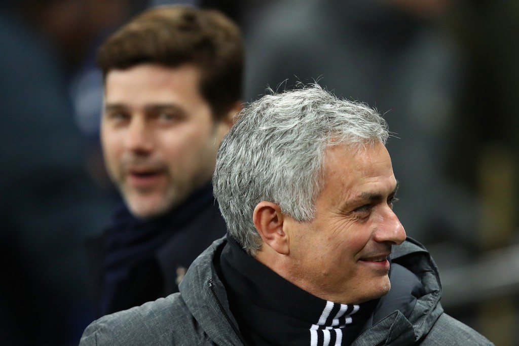 Chuyển nhượng ngày 1/2: Mourinho tiết lộ vị trí cần mua cho MU