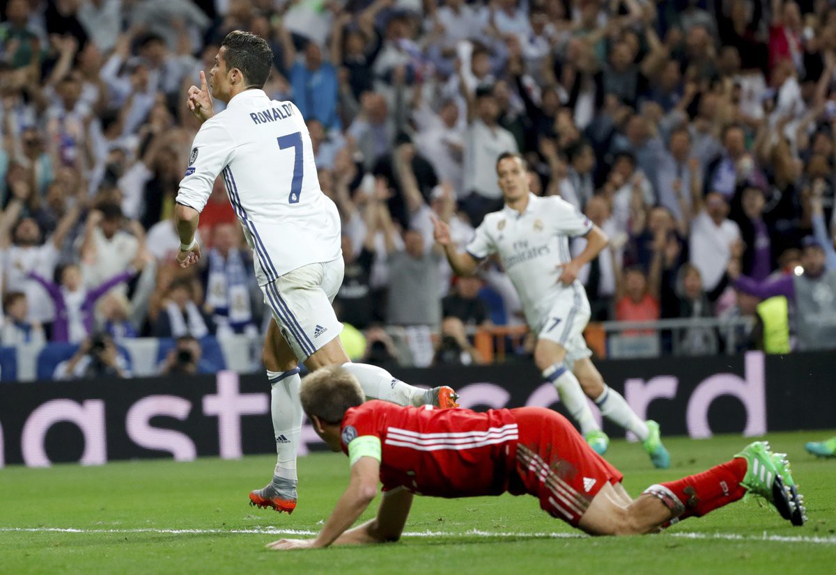 H&igrave;nh ảnh: Ronaldo ghi 9 b&agrave;n trước Bayern