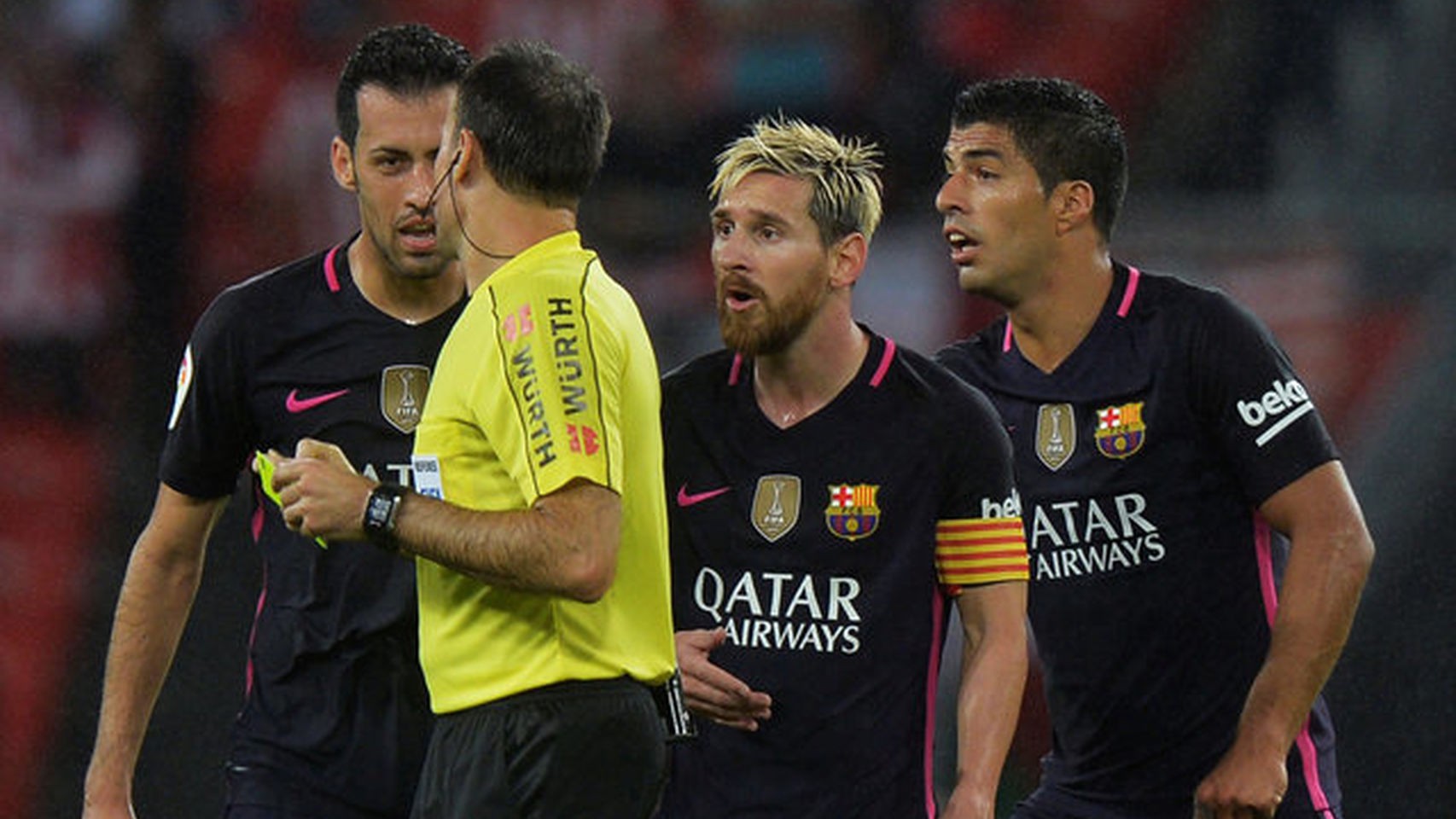 Trọng tài "móc túi" Barcelona, trao điểm số cho Real Madrid?