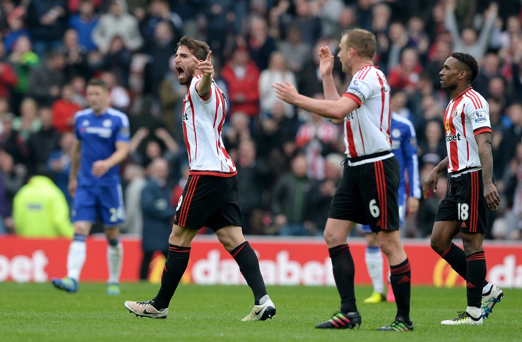 Cuộc đua trụ hạng Premier League: “Mèo đen” không đầu hàng