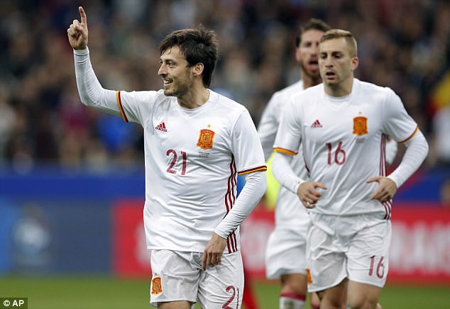 David Silva bén duyên, Tây Ban Nha hạ gục Pháp