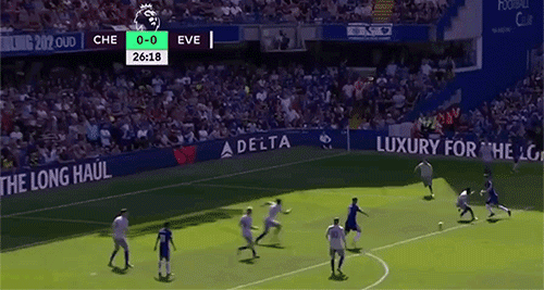 Morata ghi b&agrave;n trước Everton