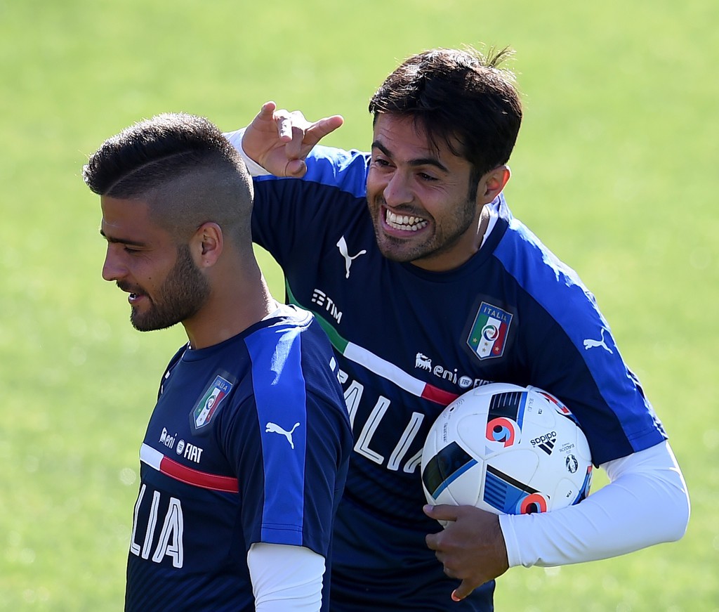 01h45 ngày 30/05: Italia - Scotland: Azzurri thời khan hiếm chân sút