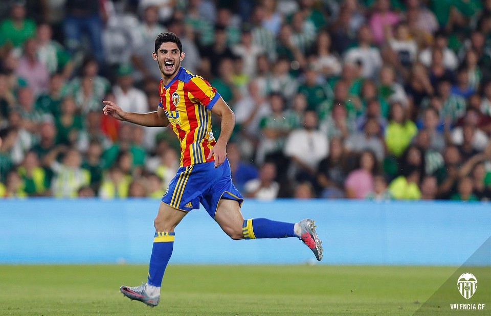 Ronaldo muốn Goncalo Guedes đến Real