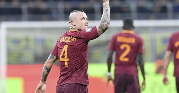 Inter Milan gục ngã trước Roma ngay trên sân nhà