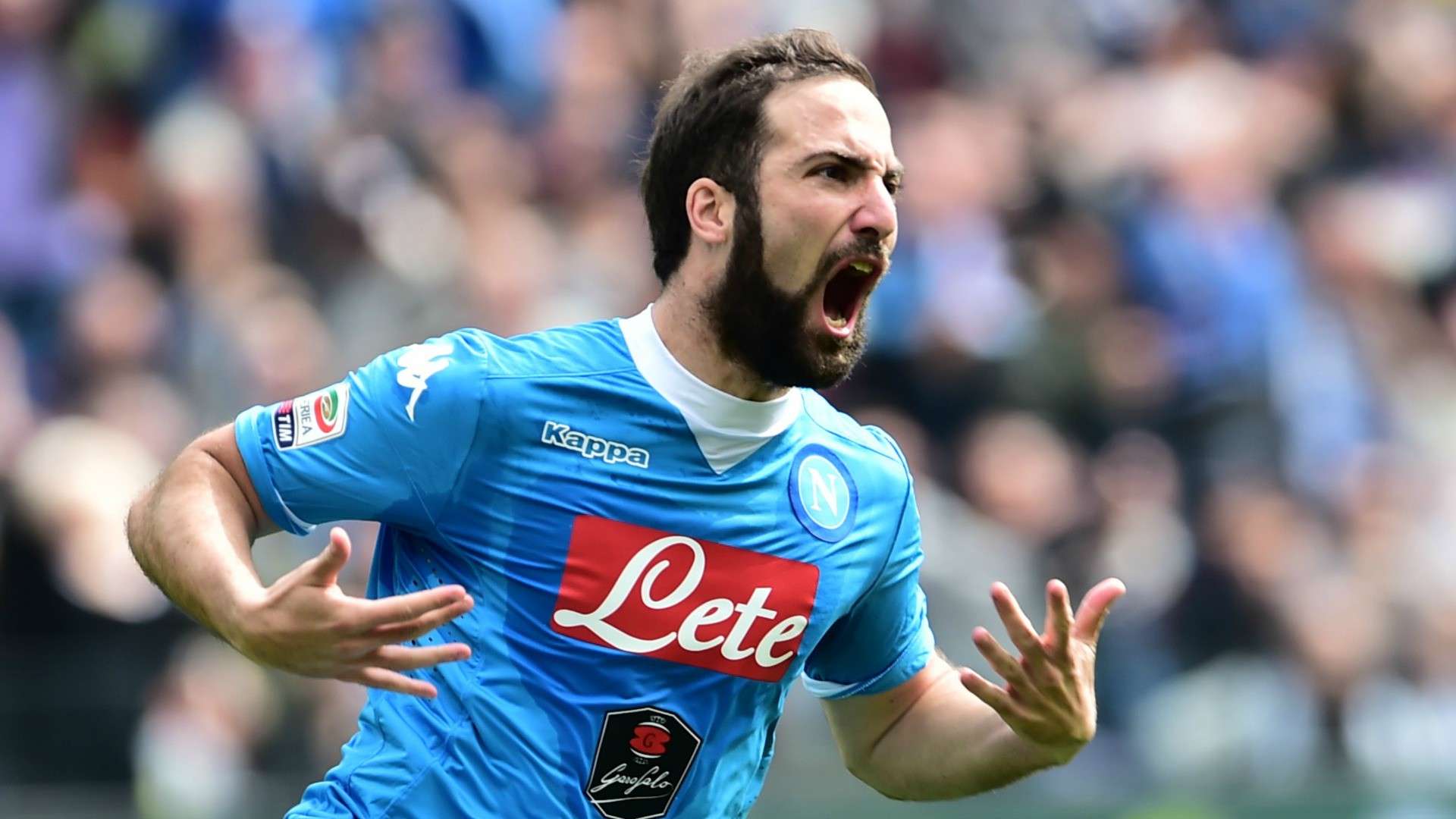 Juventus đang khuấy đảo thị trường chuyển nhượng