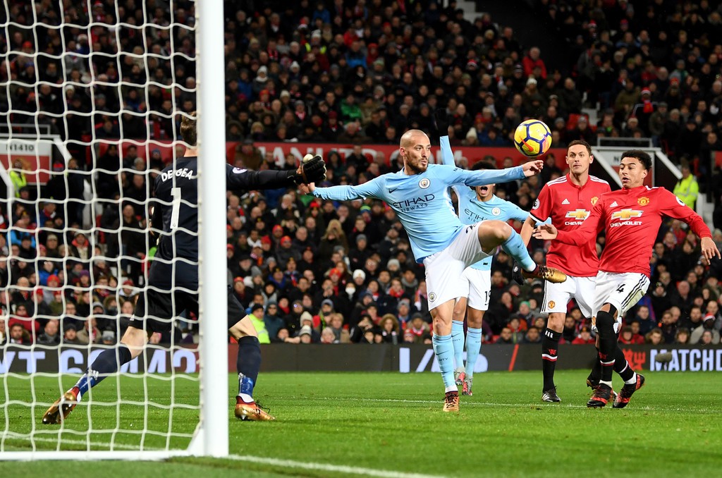 Kết quả bóng đá: Tai nạn "bóng chết” khiến MU trắng tay ở derby