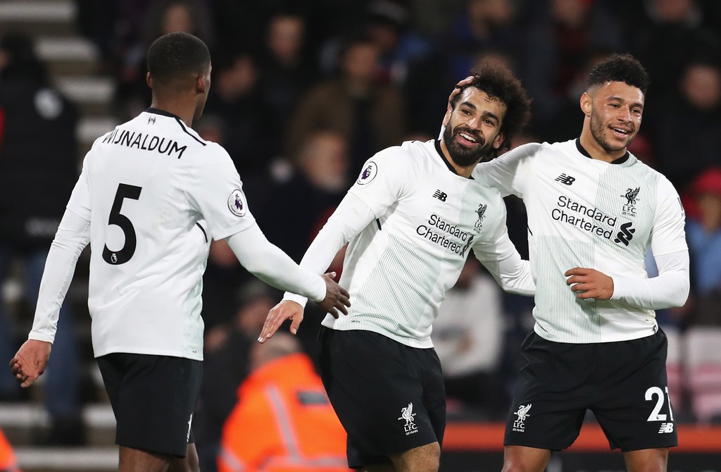 Kết quả bóng đá: Salah lập kỳ tích giúp Liverpool thắng lớn