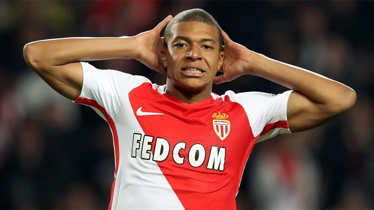 Mbappe đang trở th&agrave;nh h&agrave;ng hot tr&ecirc;n thị trường chuyển nhượng