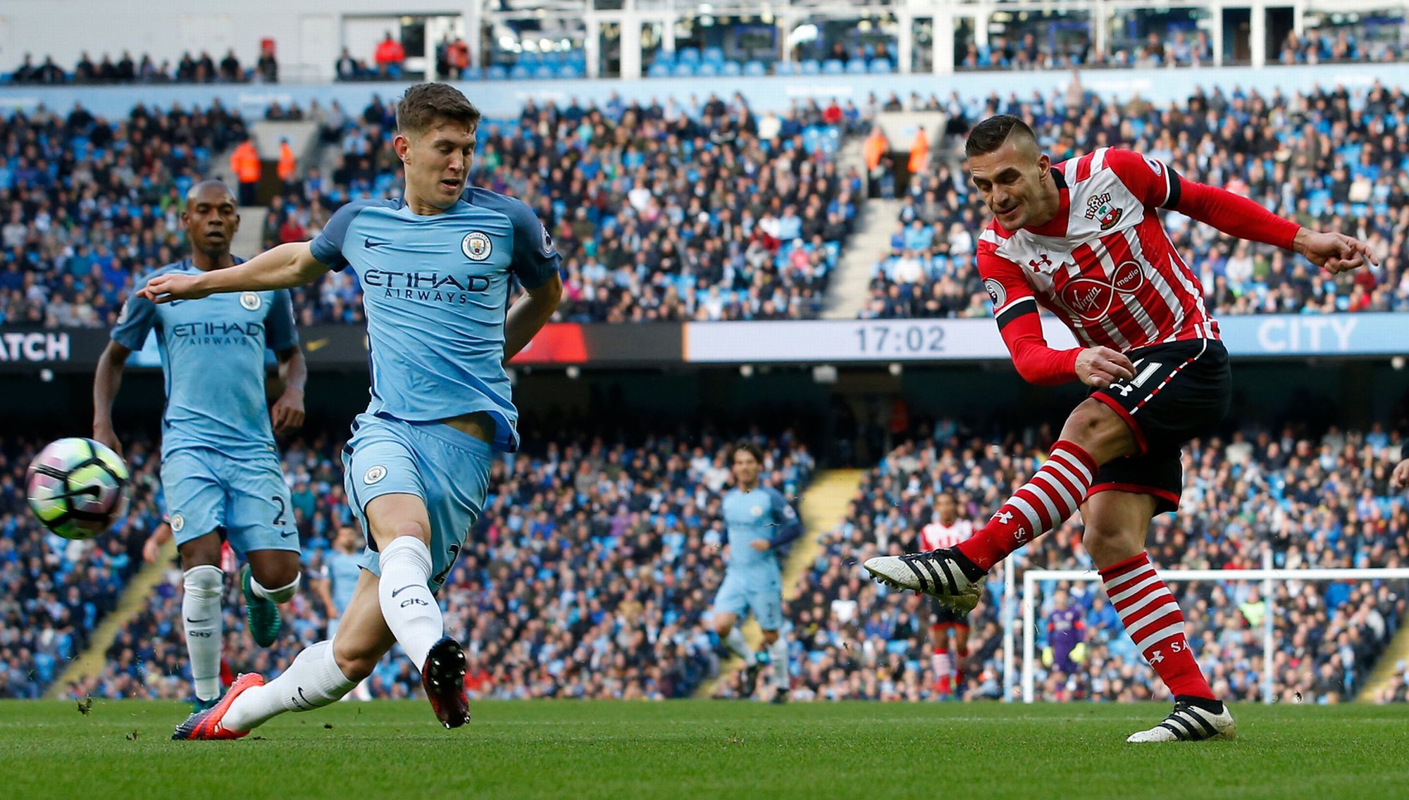 Man City không thắng 5 trận liên tiếp: Nhà long từ móng