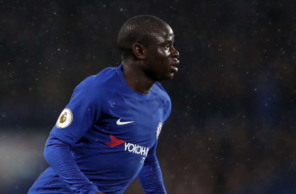 Hé lộ tin sốc nghi Kante bị tim mạch phải nghỉ trận gặp Man City