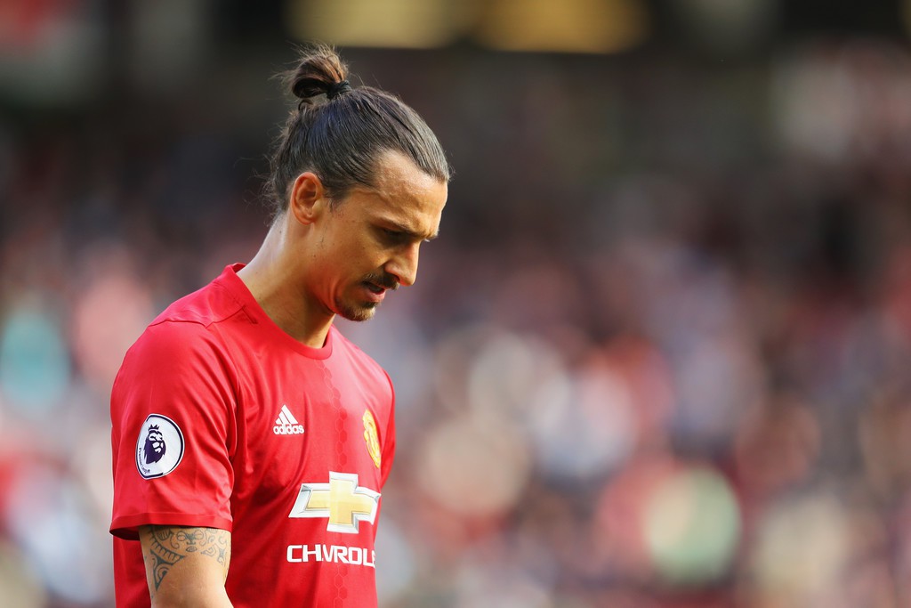 Man Utd 1-1 Stoke: Nỗ lực tối đa nhưng kết quả tối thiểu