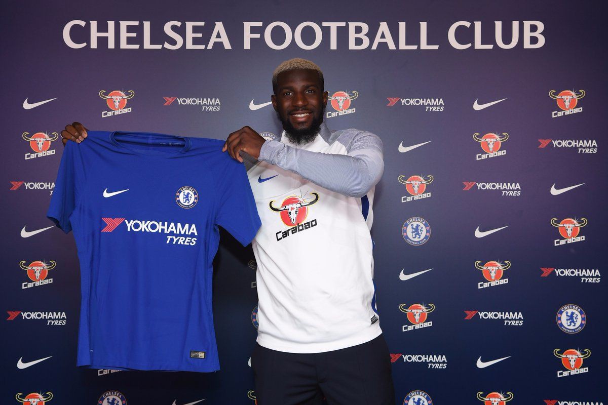 Bakayoko cầm chắc suất đ&aacute; ch&iacute;nh với Kante